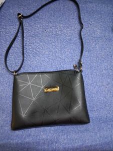Chic Black Geometric Crossbody Bag