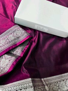 Elegant Purple satin Silk Saree with rich pallu