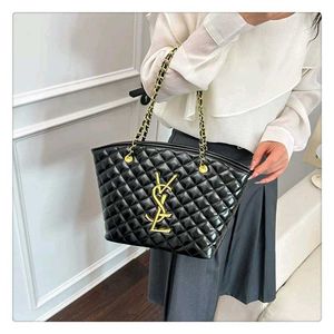 YSL Yves Saint Laurent Quilting Tote Bag* 👜