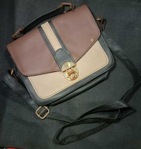 Chic Tri-Color Crossbody Bag