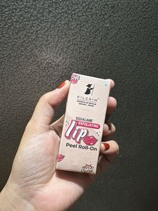 Pilgrim Lip Squalane Exfoliating Peel Roll-On