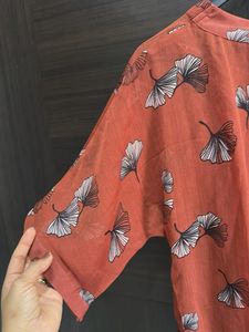 Chic Orange Floral Print Top