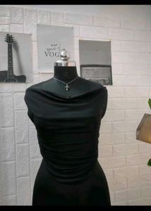 Chic Black Off-Shoulder Ruched Top