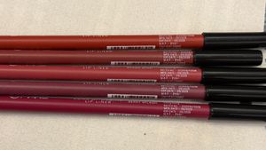 Mars Lip Liner &amp; Parul Garg Lipstick Bundle