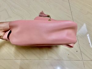 Chic Pink Leather Crossbody Bag