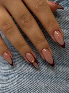 nails