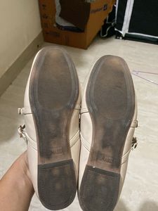 Elegant Beige Ballerina Flats