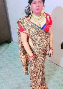 Beautiful Printed Saree with blause soft fabric