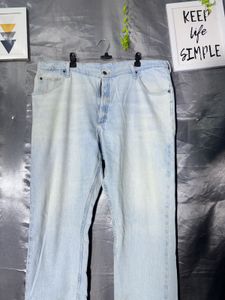 WRANGLER Light Wash Relaxed Fit Jeans