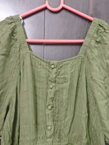Chic Green Peplum Button-Up Top