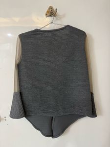 Chic Grey V-Neck Top with Sheer Sleeves