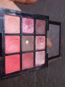 Versatile Eyeshadow Palette