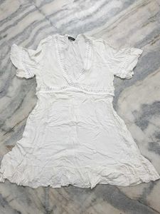 🎉SALE🦢White Dress with Lace Details