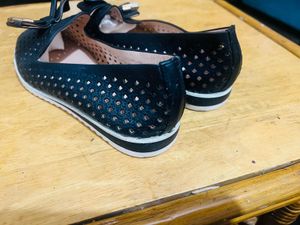 Corsica Black Flats - Size 7