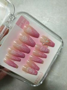 Press-On Nails with Floral Design