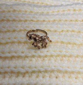 Charming Horse Ring