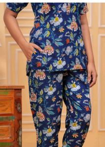 Comfortable Floral Print Night Suit Set