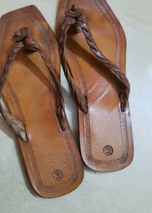 Kolhapuri Pure Leather Chappals