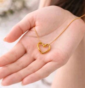 Elegant Gold Heart Necklace