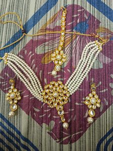 Pearl And Kundan Jewellery Set