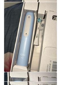 Oral B Electric Toothbrush