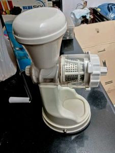 Blue Sky Big Fruit Juicer