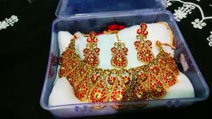 For Bridal Look Jwellery