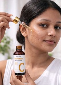 SEYH Vitamin C Facial Serum