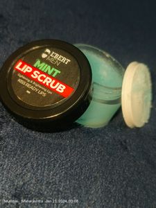 L'BERT Mint Lip Scrub