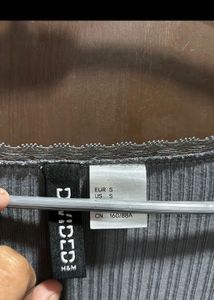 h&amp;m grey top