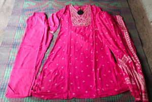 Elegant Pink Kurta Pant dupatta set