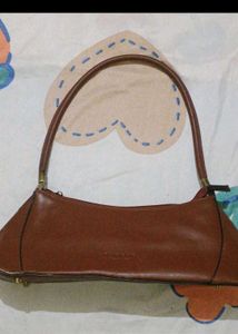 chic leather bag