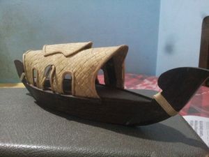 GIFT+ Kerala House boat 7" Model With Led Light