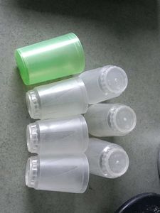 Set of 6 Plastic Containers