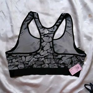 Stylish Printed Sports Bra
