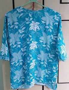 Turquoise Floral Embroidered Kurta🩵