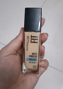 Maybelline Fit Me Matte Foundation
