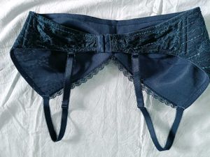 Etam Lace Trimmed Teal Bra