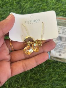 Fashionable Crystal Drop Earrings
