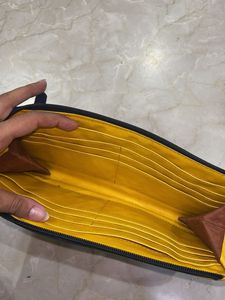 Bifold Zipper Wallet