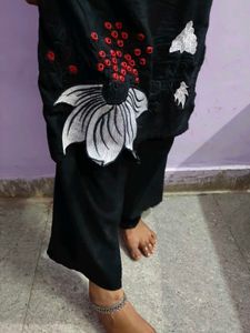Stylish Black Kurta with Floral Print