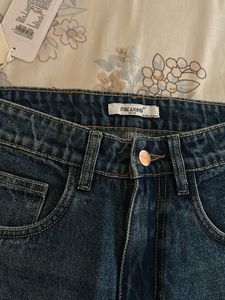 Distressed Wide Leg Jeans