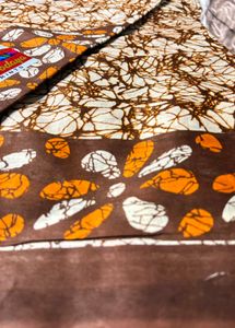 Beautiful Crack Batik Print Saree