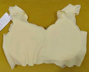 281 -- Women's Lace Trim Bra