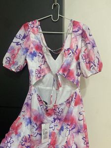 V-Neck Floral Puff Sleeve Mini Dress