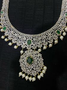 Exquisite Kundan Necklace &amp; Earring Set