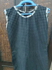 Chic Black &amp; White Checked Kurta Set