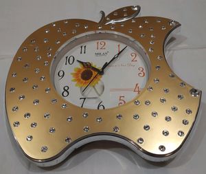 Wall Clock &amp; Decor ⏰️