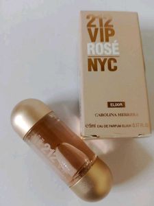 Carolina Herrera 212 VIP Rose NYC Elixir Perfume