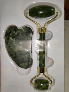Facial Roller With Gua Sha Set, Unused